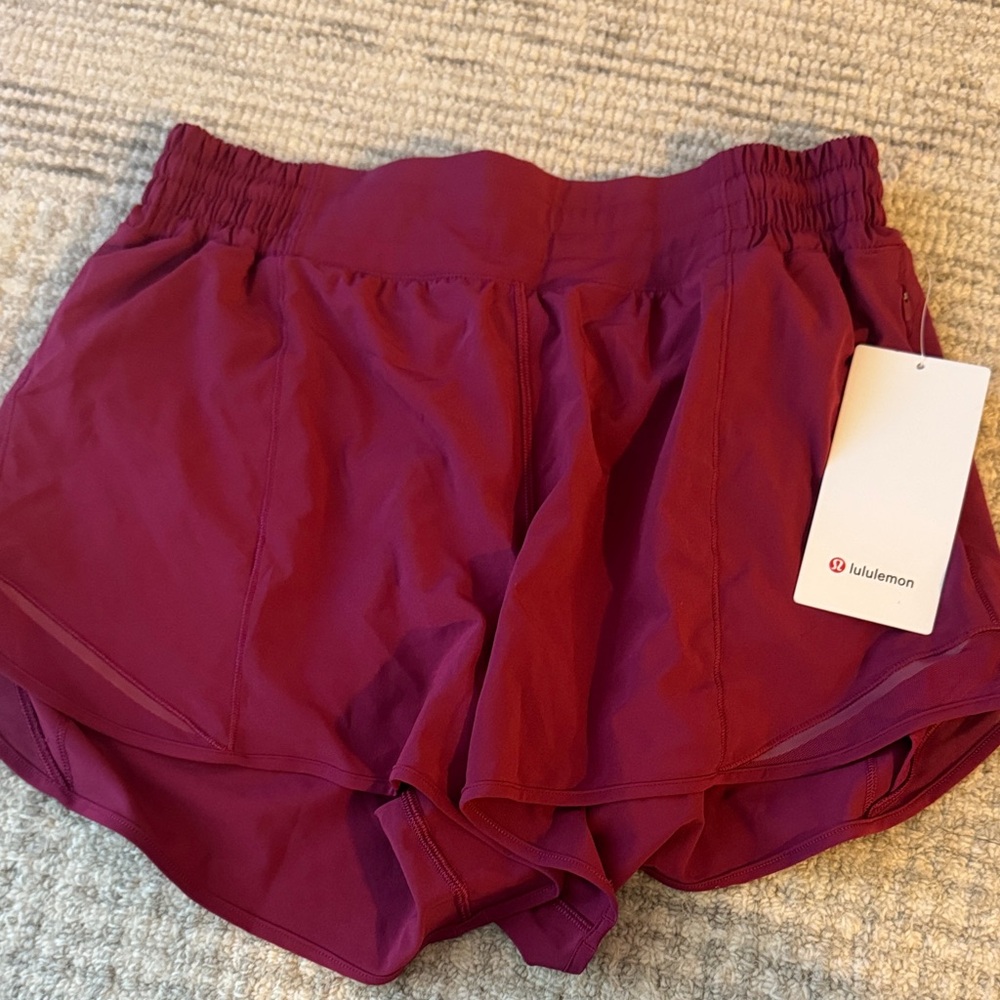 Lululemon Hotty Hot HR Short